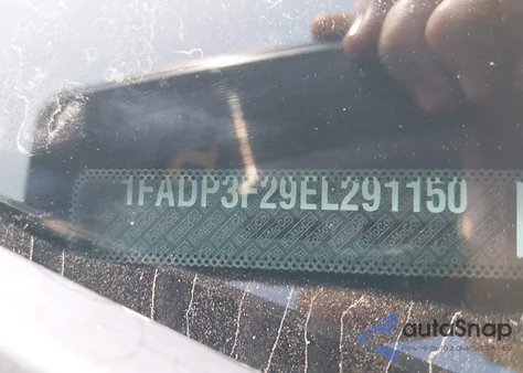 2014 Ford Focus Se z USA, uszkodzony, nr VIN 1FADP3F29EL291150